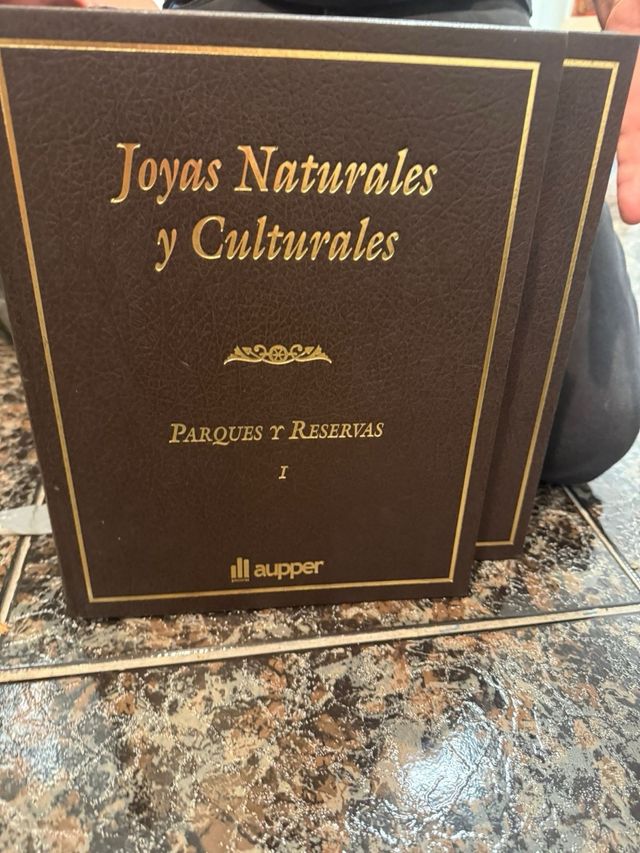 Colección Joyas Naturales y Culturales – Palacios,