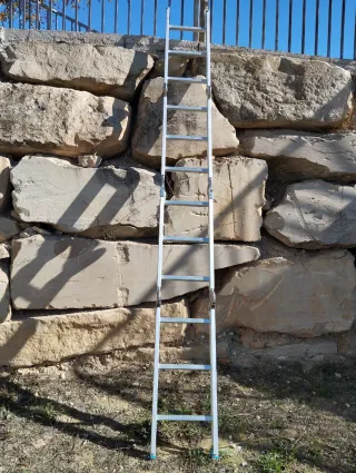 Escalera multiusos plegable aluminio