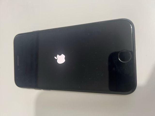 iPhone 8 64 GB Space Gray