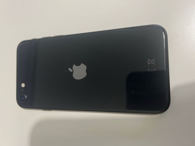 iPhone 8 64 GB Space Gray