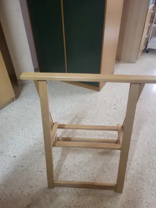 4 Caballetes de madera