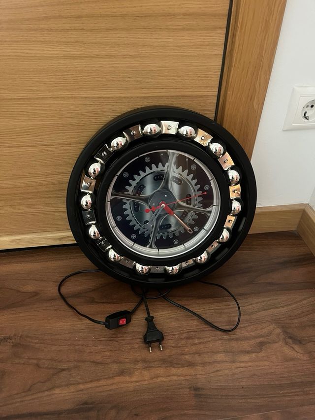 Reloj de Pared con Rodamiento y Luces LED