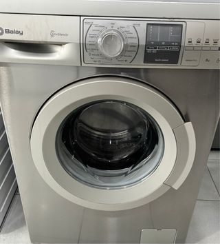 LAVADORA DE CARGA FRONTAL BALAY DE 8 KILOS EN INOX