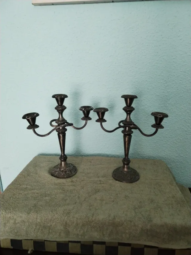 Pareja Candelabros Antiguos