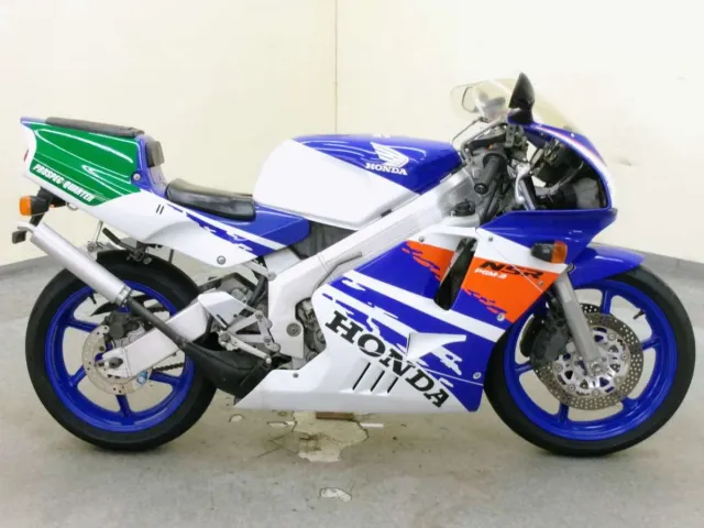 Honda NSR250R MC21