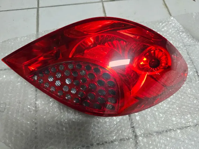 Faro posteriore Peugeot 207 3 porte
