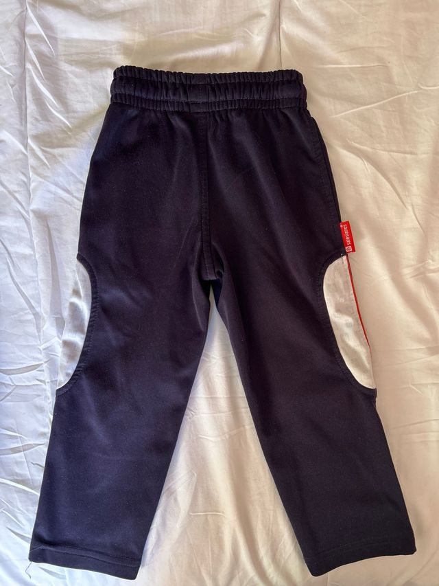 Pantalón chándal Talla 2 Salesianos
