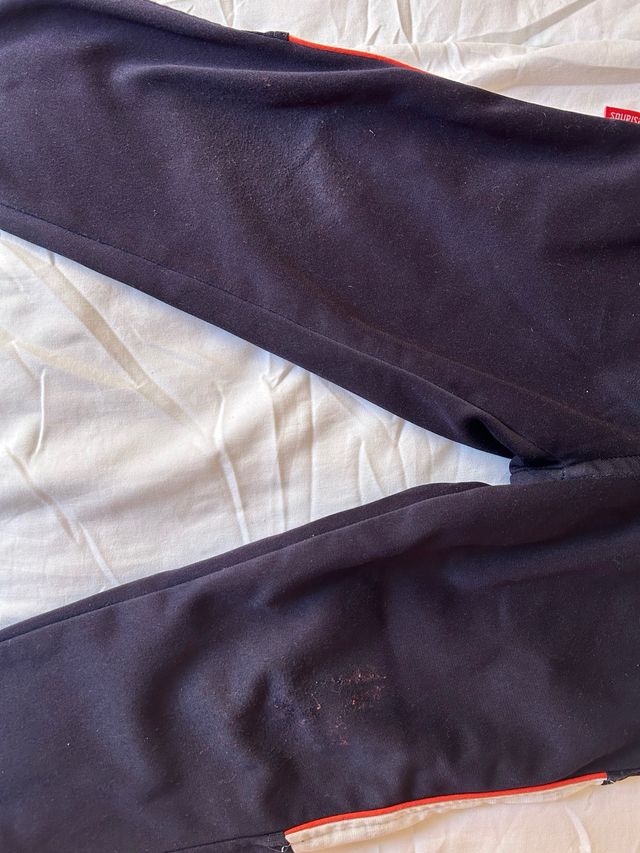 Pantalón chándal Talla 2 Salesianos