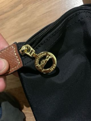 Mala Longchamp preta e castanha