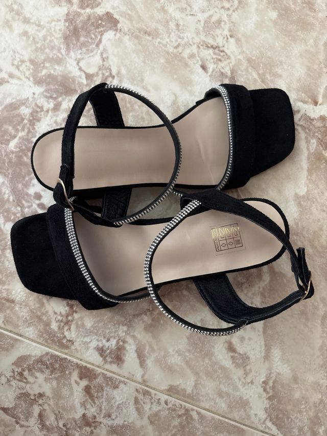 Sandalias de verano mujer con pedrería