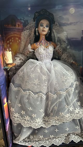 Barbie Il giorno dei morti piange