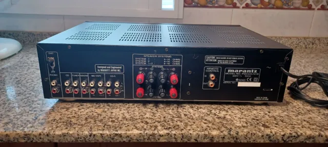 Amplificador Marantz PM 4400