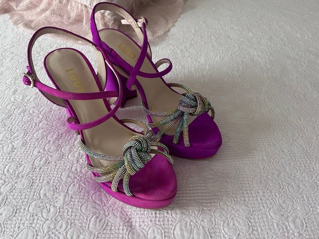 Sandalias Lodi Tiras Cristales Multicolor