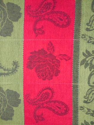 Pashmina Verde y Roja con Flecos