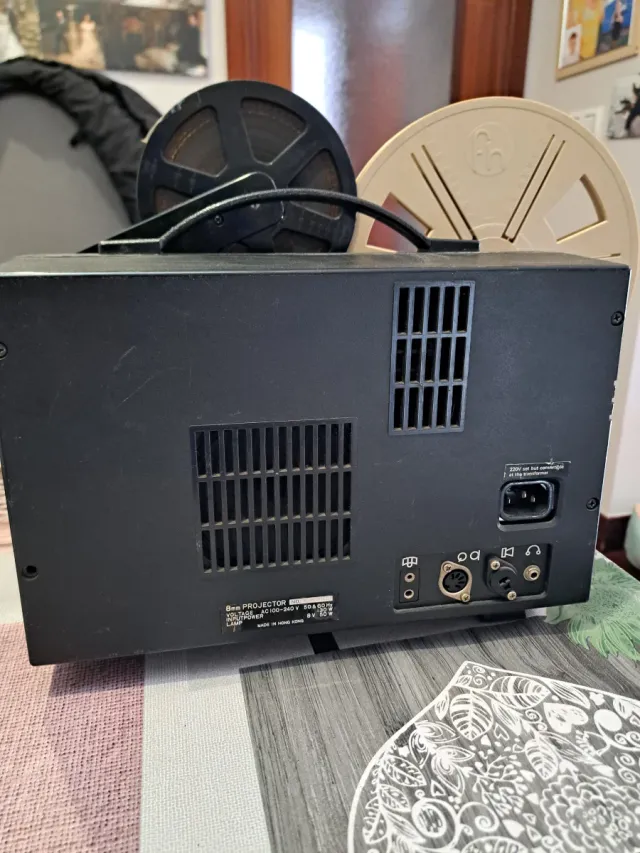 Proiettore Alstar Super 8 + film