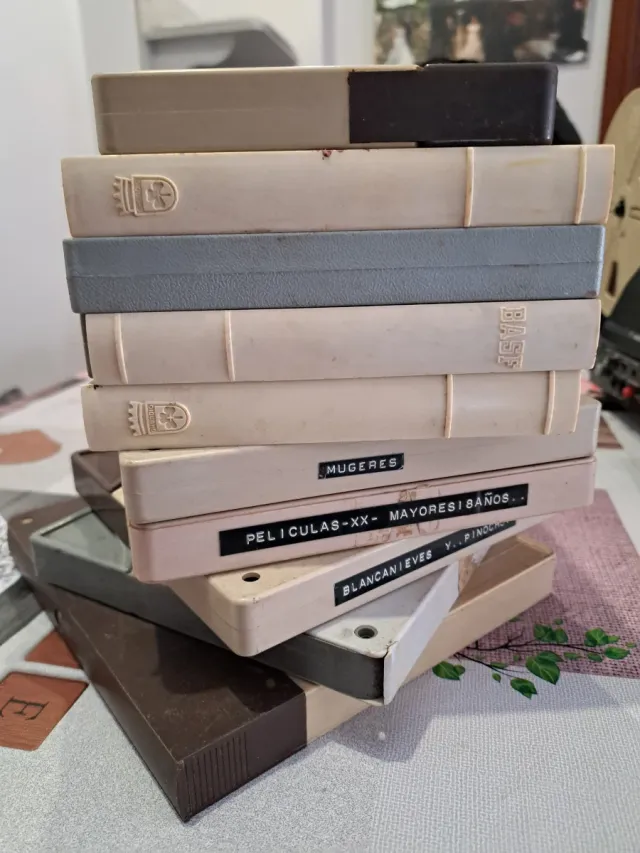 Proiettore Alstar Super 8 + film