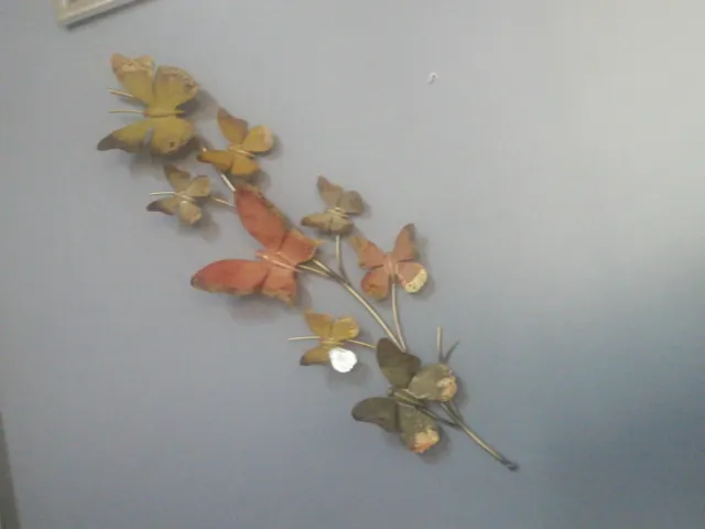 Rama de mariposas decorativa de metal