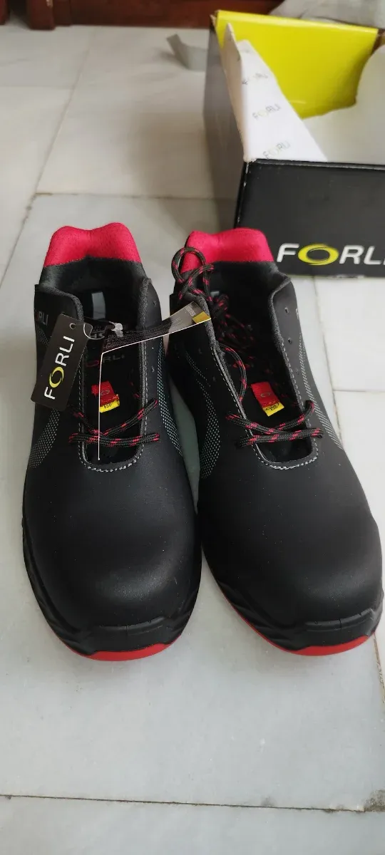 Calzado laboral Forli punta de acero zapatos