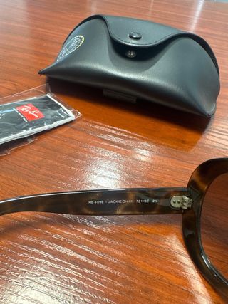 Gafas de sol Ray-Ban Jackie Ohh II negras