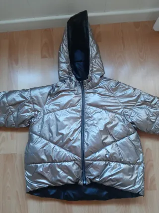 Chaqueta plateada niña