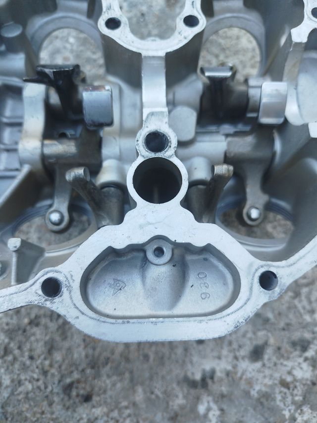 Tapa Balancines Honda Dominator nX 650