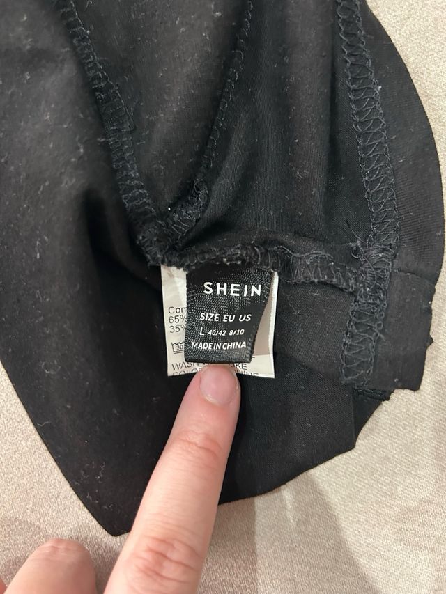 Top corto Shein negro