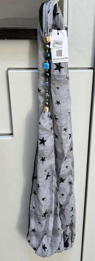 Sciarpa Coveri Collection con gioielli