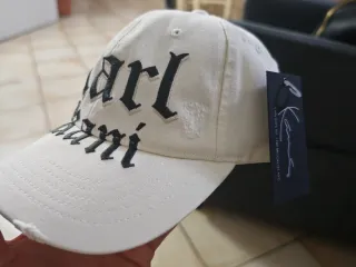 Cappello Karl Kani Beige/Nero