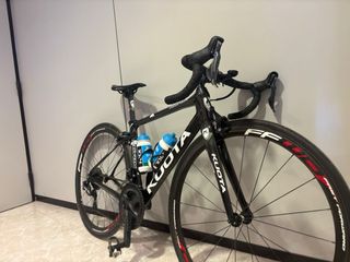 Bicicleta Carretera Kuota Negra