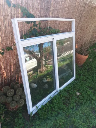 Ventana aluminio doble cristal + mosquitera