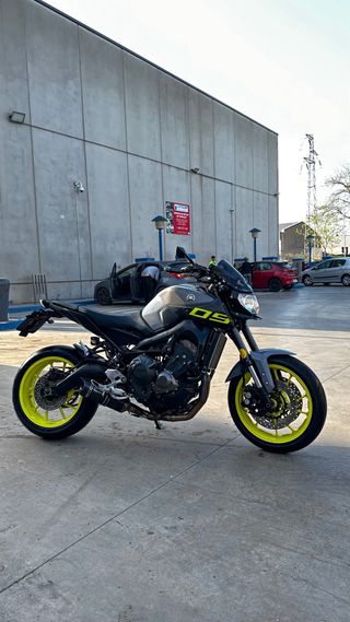 Yamaha MT-09 2016