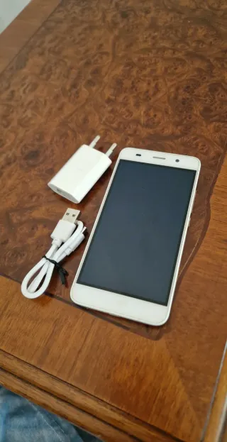 Huawei Y6 Dual SIM Bianco