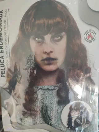 Peluca disfraz demoníaca marrón