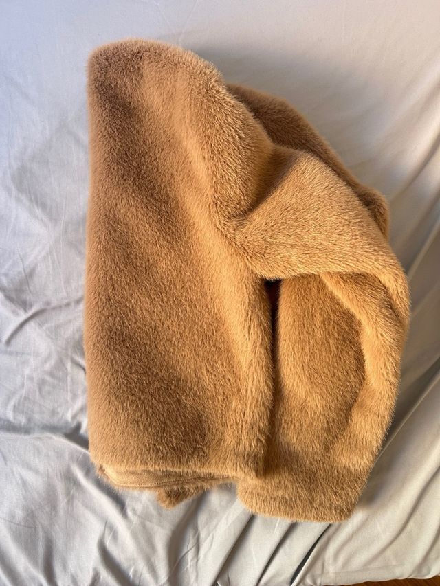 Abrigo pelo sintético ZARA mujer