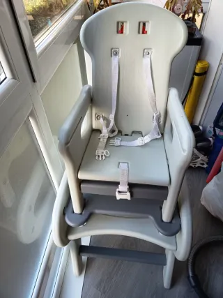 Trona convertible para bebé