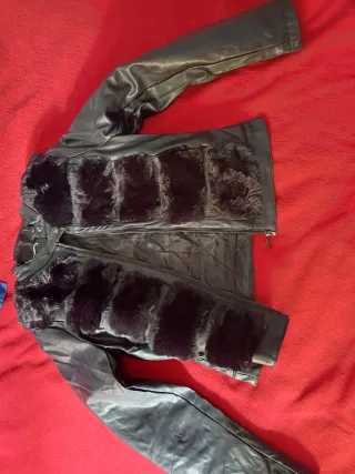 Cazadora polipiel y pelo guateada