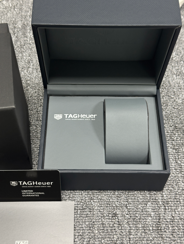 Caja TAG Heuer
