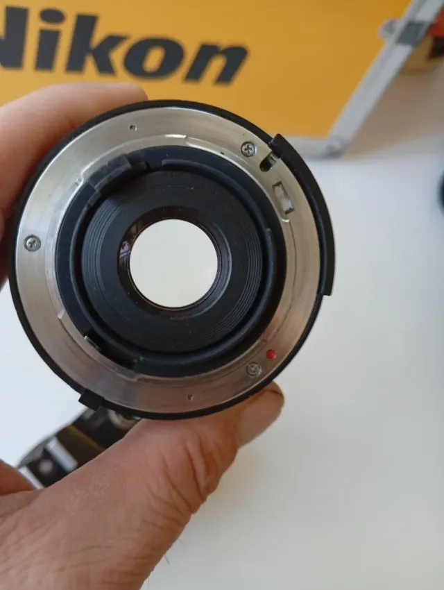 Nikkormat FT2 + Sigma 28mm Macro F/2.8