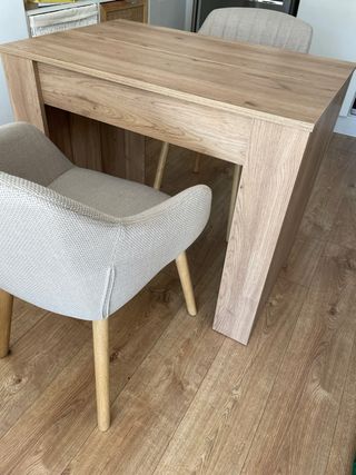 Tavolo da pranzo allungabile in rovere + 2 sedie