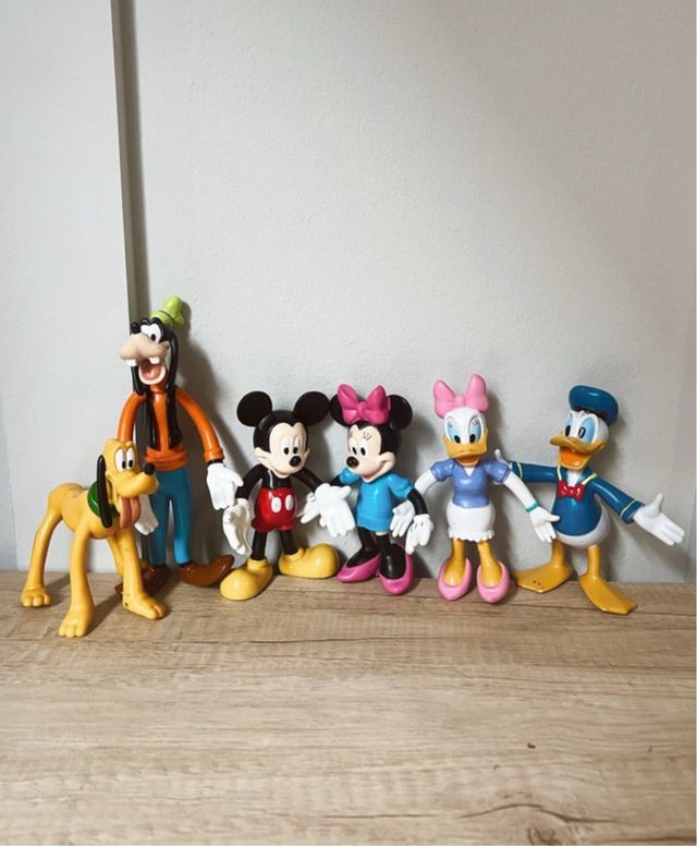 Muñecos goma Mickey, Goofy, Daisy, Minnie, Pluto,