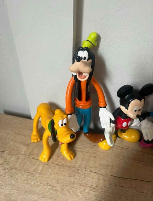Muñecos goma Mickey, Goofy, Daisy, Minnie, Pluto,