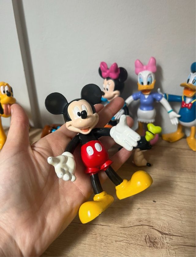 Muñecos goma Mickey, Goofy, Daisy, Minnie, Pluto,