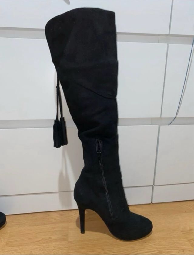 Botas mosqueteras tacón negras