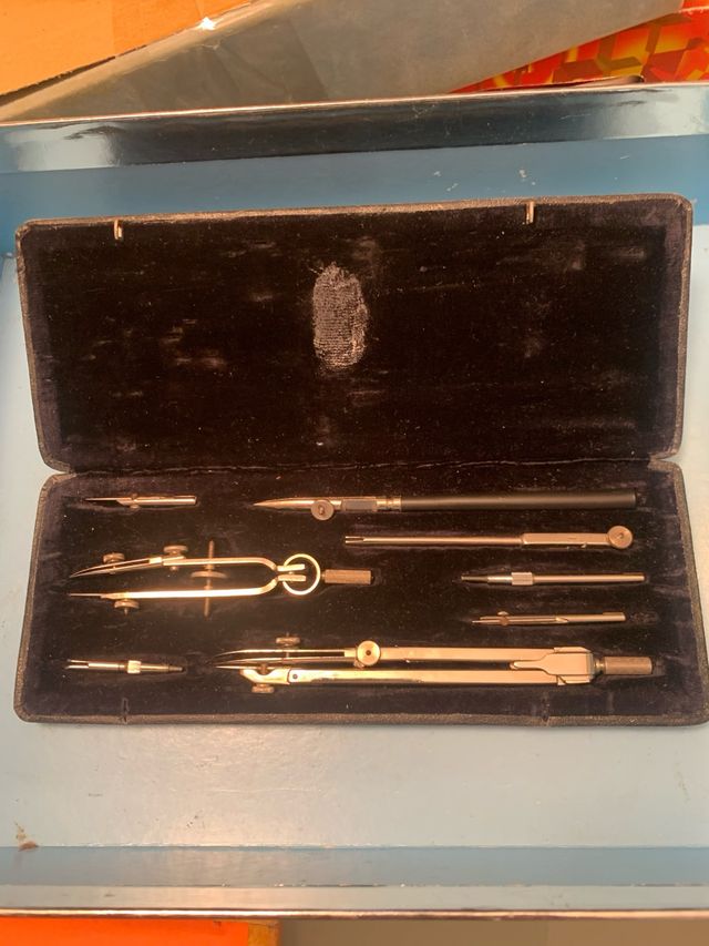 Caja de compás vintage