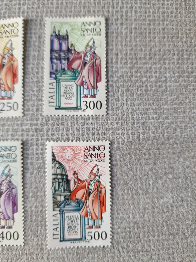 Lotto 4 francobolli Anno Santo MCMXXXIII