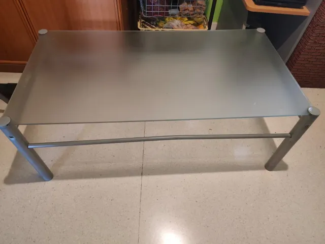 Mesa de centro cristal y metal