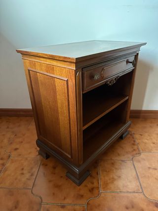Coppia comodini classici in legno