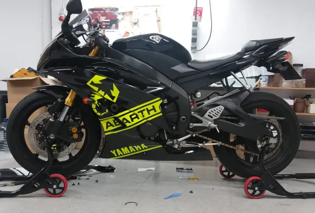 Carenado Yamaha R6 06 ABARTH Negro/Amarillo