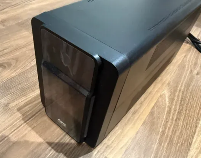 SAI APC BX2200MI-GR - Nuevo A ESTRENAR.