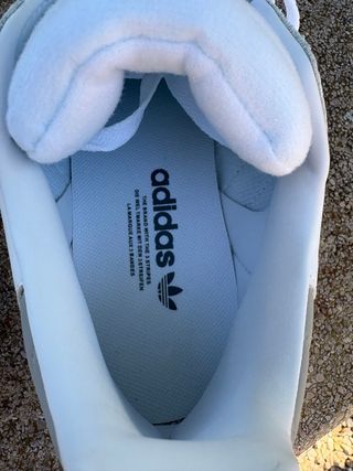 Zapatillas Adidas Samba Beige y Blancas